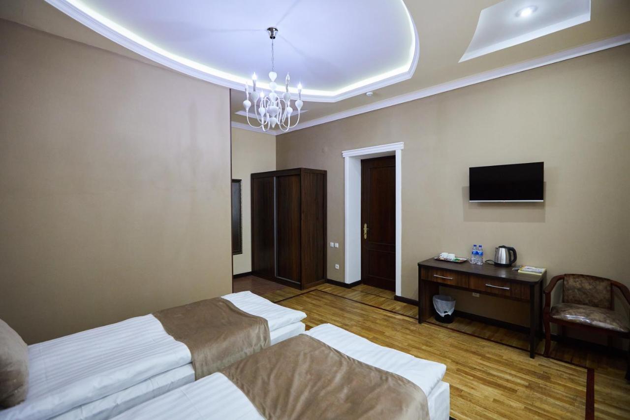 Art Elite Hotel ทาชเคนต์ ภายนอก รูปภาพ