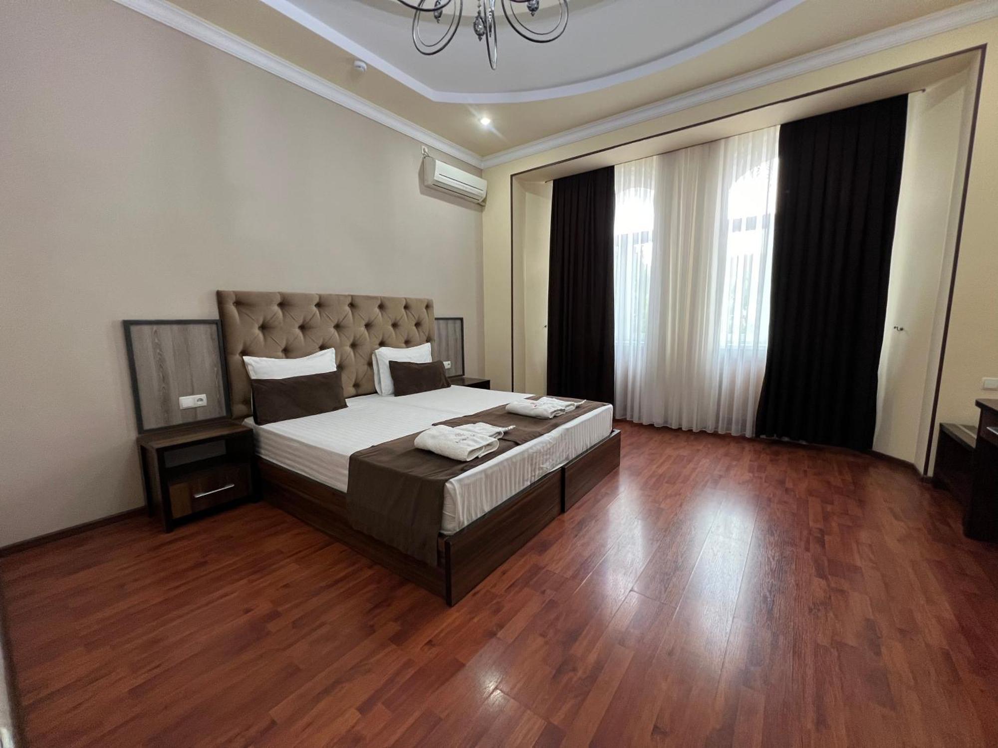 Art Elite Hotel ทาชเคนต์ ภายนอก รูปภาพ